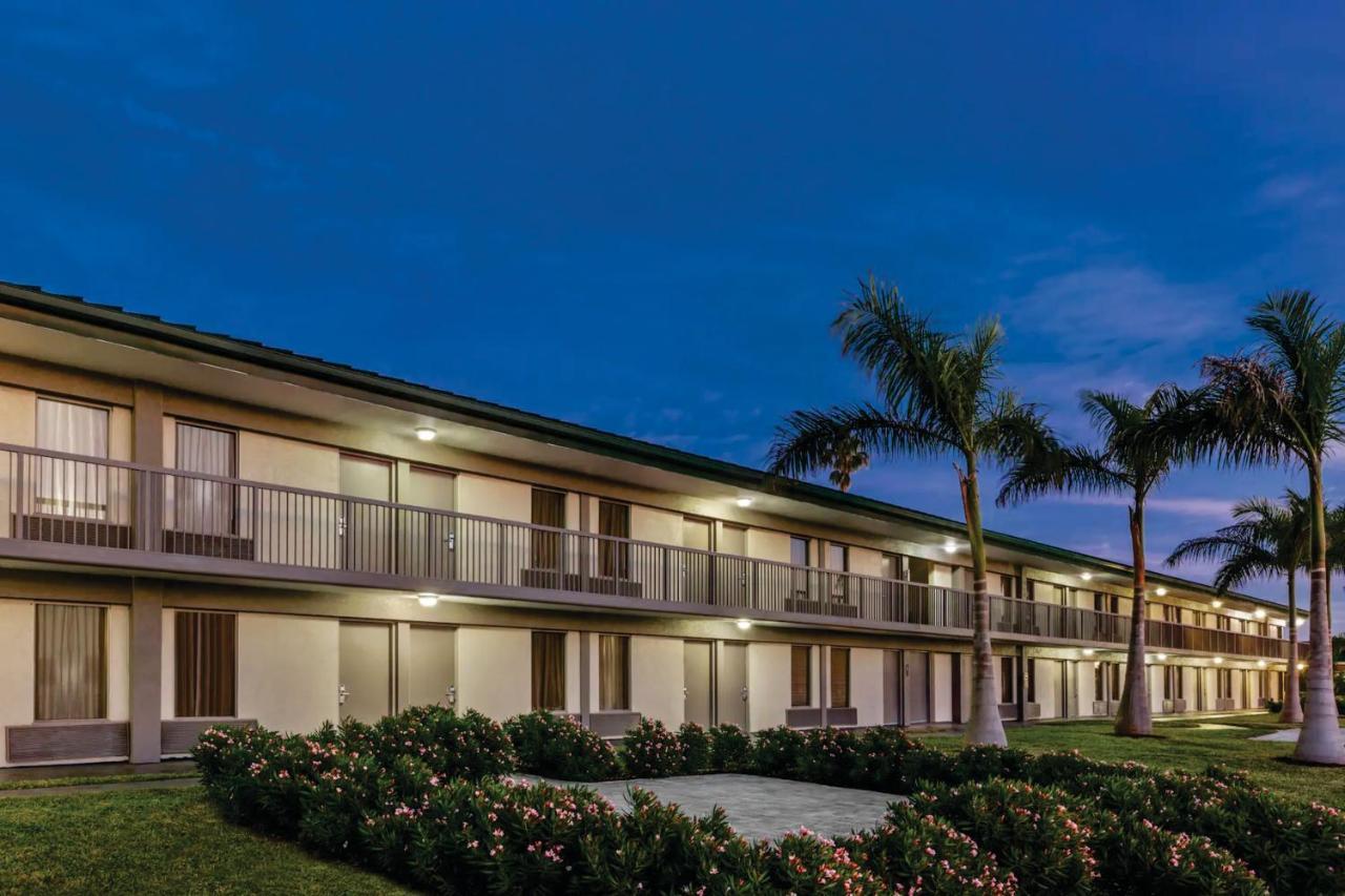 Aparthotel Getaway At The Marina South Bradenton Zewnętrze zdjęcie